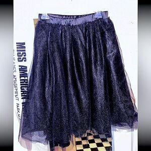 Women’s Long Tulle Black Skirt. Like new✨Size L